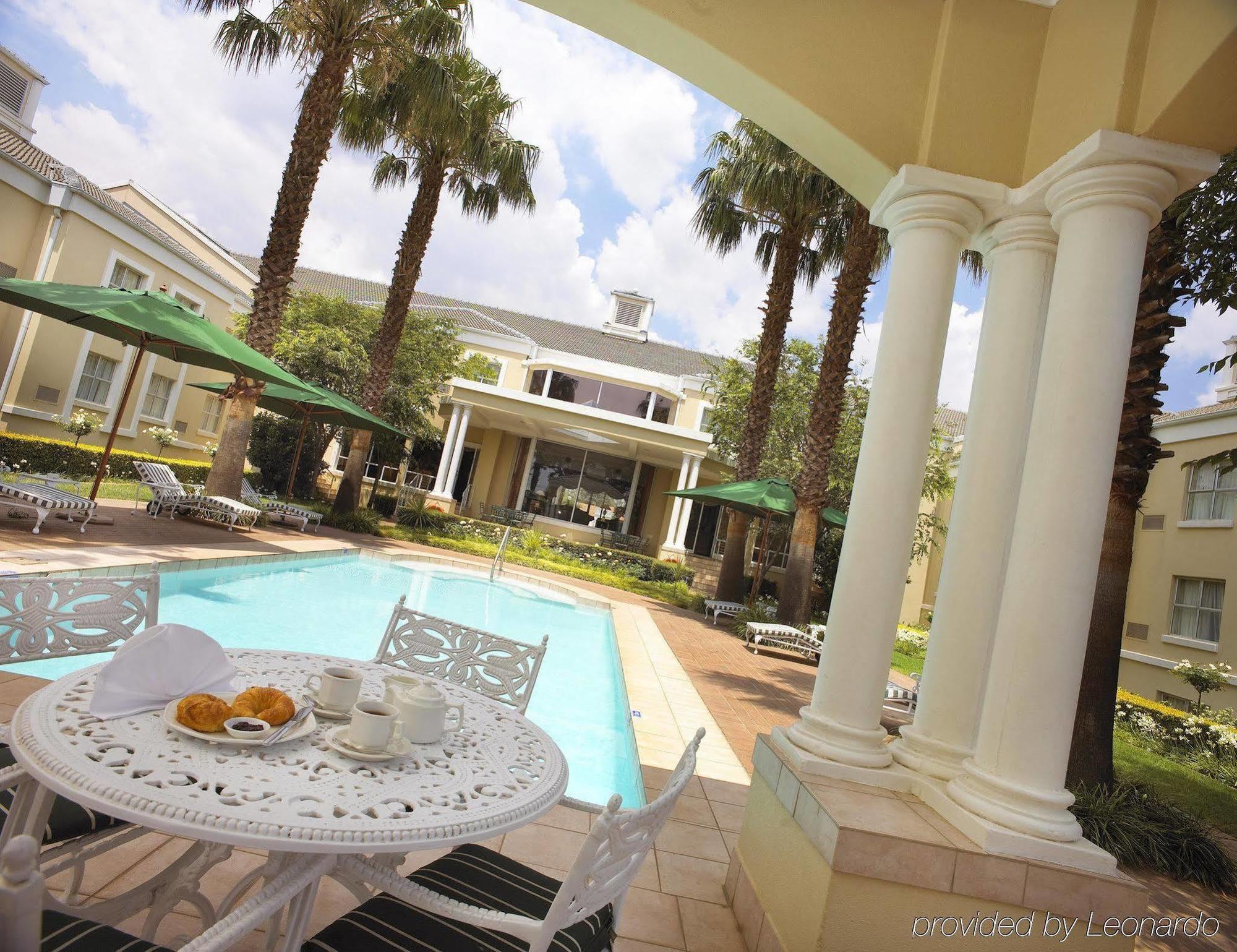 Garden Court Morningside Sandton Johannesburg Exterior photo